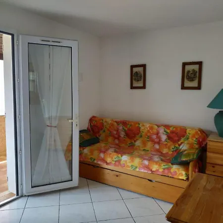 Apartment La Casa Di Simonetta Favone